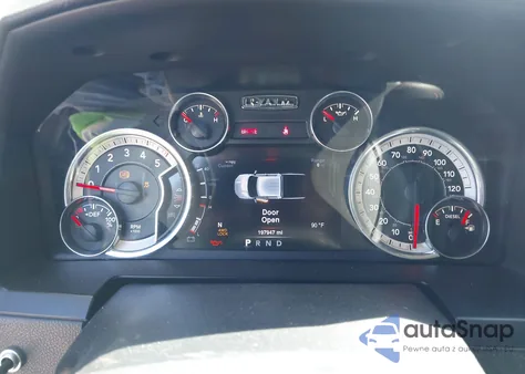 2016 Ram 1500 Laramie из США, поврежденный, VIN 1C6RR7NM2GS419717